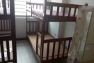 急售双层木床和双人床