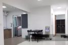 ?近纹理地铁站大牌218有主人房出租，全新家私，整套仅住三到四个人