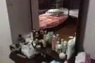巴耶利岜地铁站三分钟泳池公寓主人房女搭房出租，四人间，电85152251