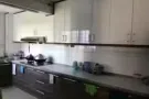 湖畔地铁站附近有大主人房招租
