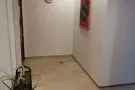 兀兰地铁站男搭房