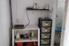 。牛车水珍珠坊楼上，一个人单间随时入住。本屋地址
