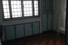 湖畔附近有房间出租