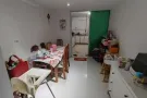 文礼，先驱地铁站附近，招男女床位$380，新房，干净整洁，人少，包水电网络，随时入住。
