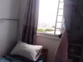 高楼单间招一马国房客，近地铁，不煮，包水电网风扇，