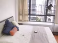 兀里地鐵站附近 主人房帶浴缸 飄窗 可住兩人 有泳池健身房 帶保潔 無中介費