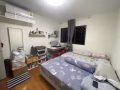 步行 4 分钟可到武吉甘柏地铁站，附近便利设施齐全，可以有空调或无空调普通房间出租