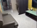 大巴摇（57大牌）女房