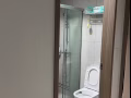 兀蘭大牌376A有小房，大房空調房出租人住少，乾淨安靜，家俱家電齊全 招多位女生 不可煮、 有意者請電87157085
