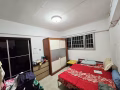 波东巴西（Potong Pasir）地铁站附近普通房出租，配有空调。1人850元，2人100元。 波东巴西（Potong